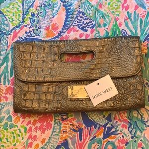 NWT Nine West Snakeskin Clutch